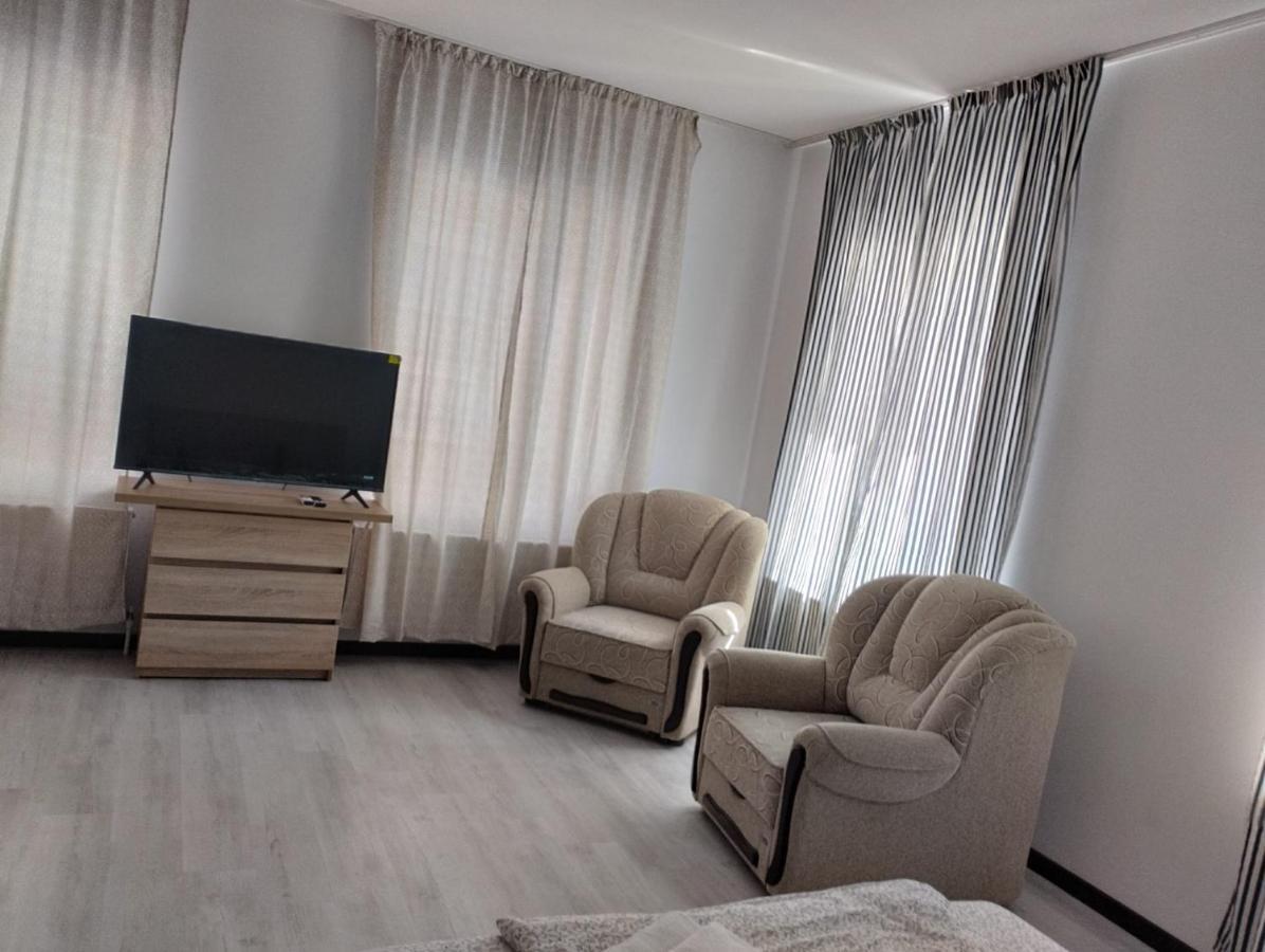 Park-Hotel Кахул Экстерьер фото